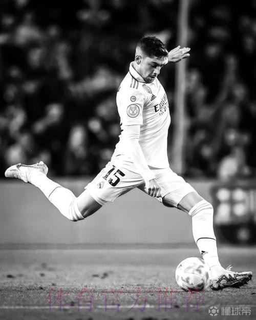 巴尔韦德:过去有时会传球 现在首先想寻找射门机会 巴尔韦德:过去有时会传球 现在首先想寻找射门机会